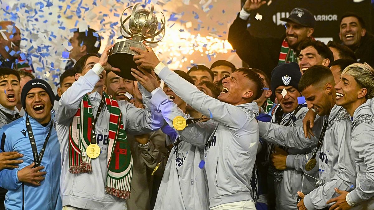 Vélez ya tiene 18 títulos oficiales.