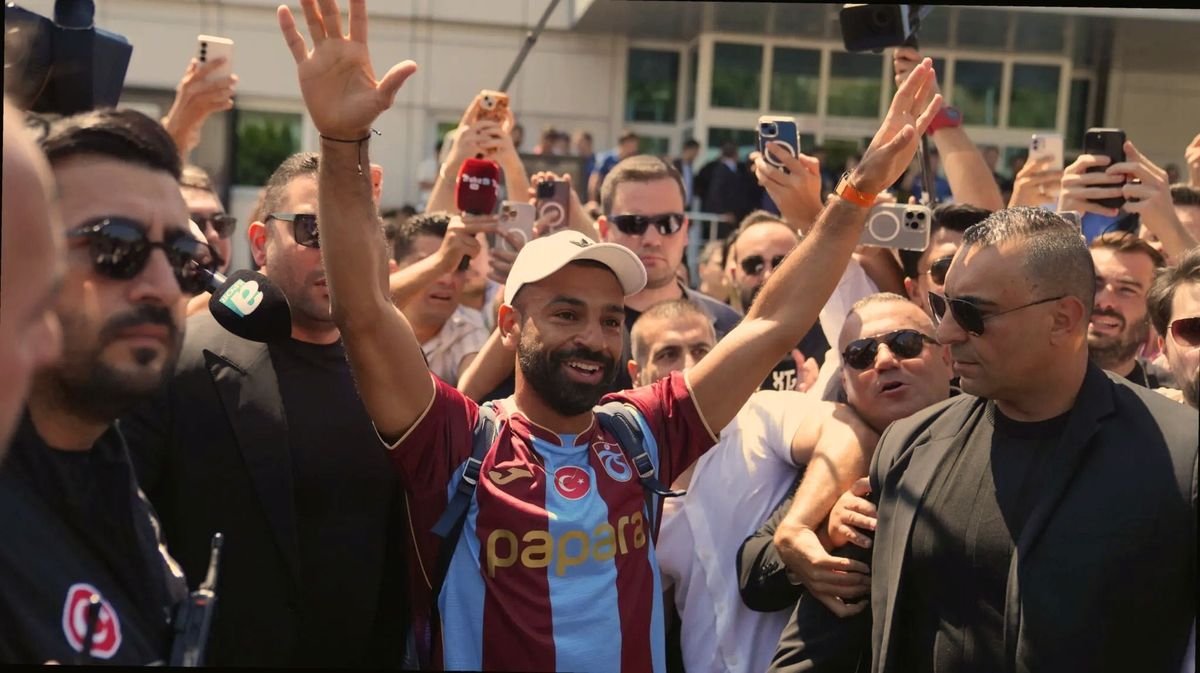 Mohamed Salah fue recibido como un faraón en Turquía.
