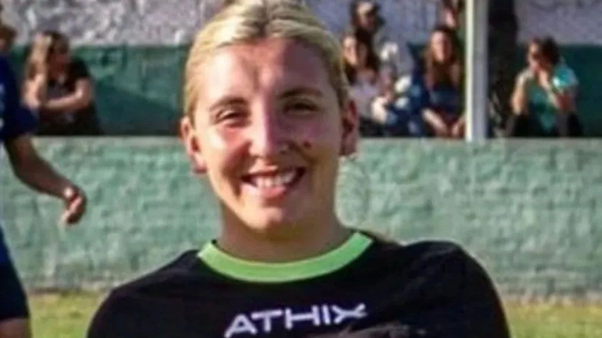 Dalma Magali Cortaldi, le referí que fue cobardemente agredida.