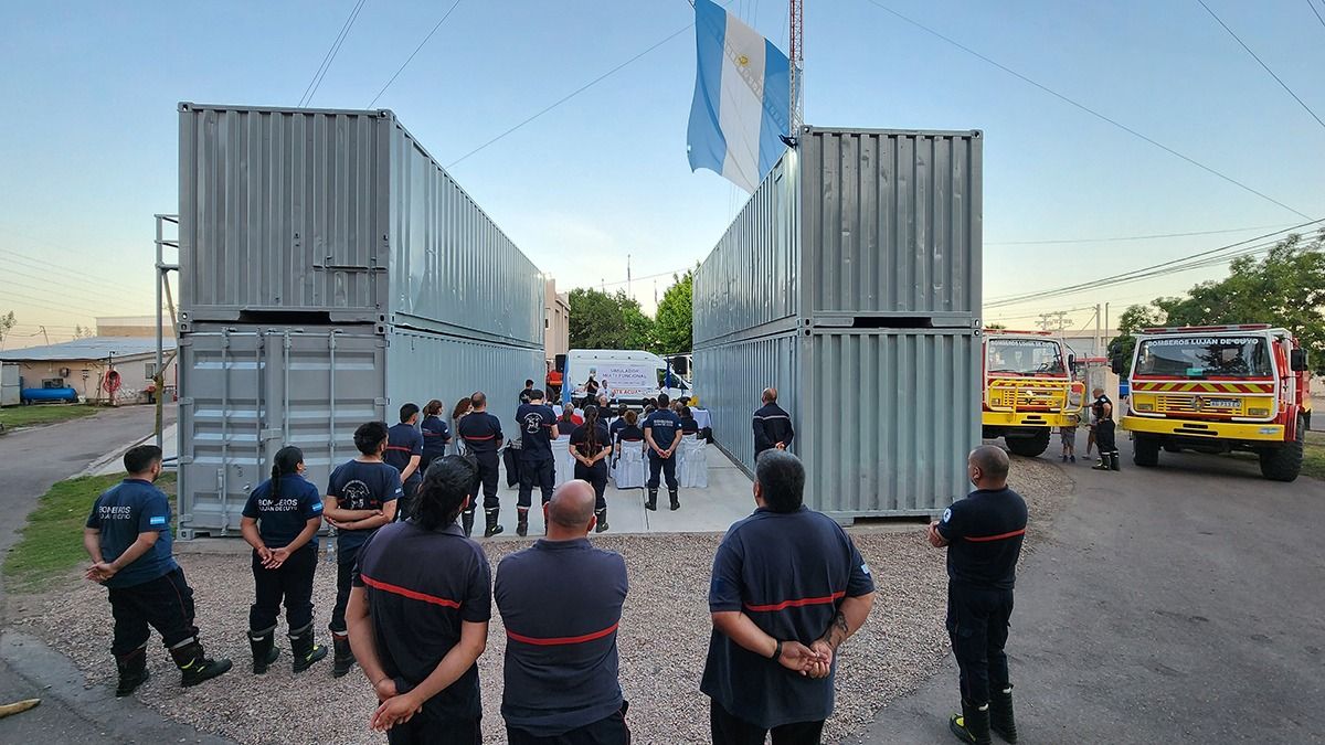 Una vista de la primera etapa del simulador. Una vista de la primera etapa del simulador.