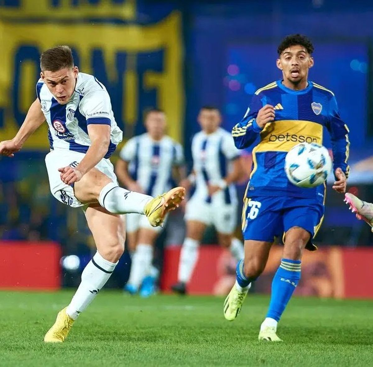 Boca y Talleres se enfrentarán en el Mavinas Argentinas por los octavos de final de la Copa Argentina. Boca y Talleres se enfrentarán en el Mavinas Argentinas por los octavos de final de la Copa Argentina.