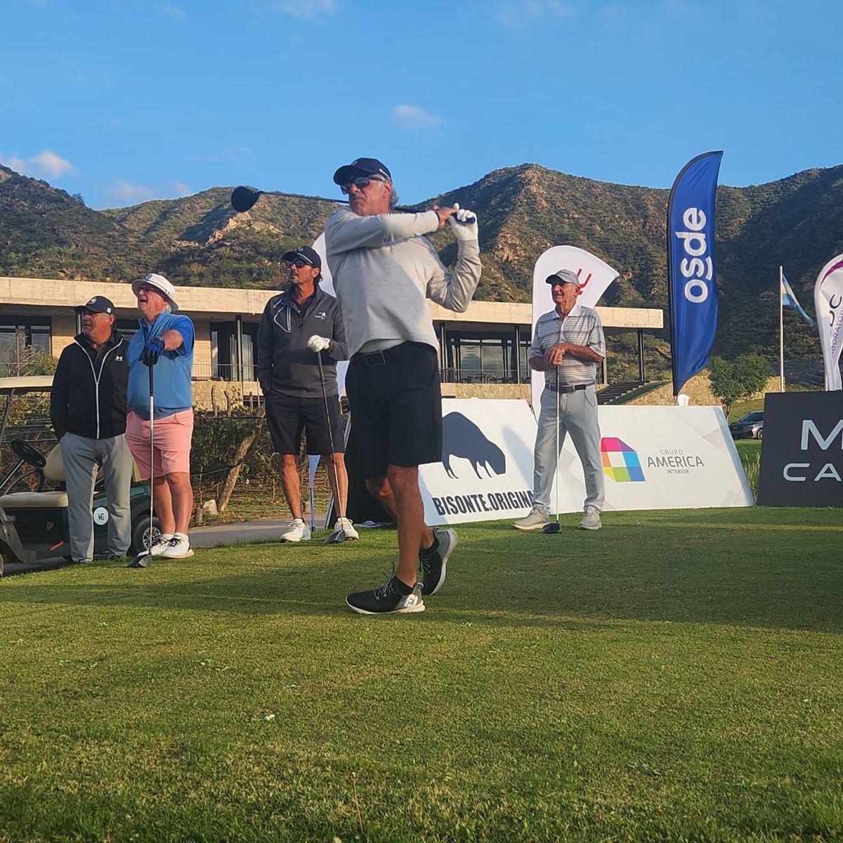 Hubo buen golf en Mendoza Norte. Hubo buen golf en Mendoza Norte.