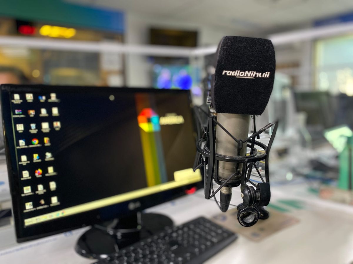 Radio Nihuil va a la gala de premiación con intenciones de traerse varias estatuillas. Radio Nihuil va a la gala de premiación con intenciones de traerse varias estatuillas.