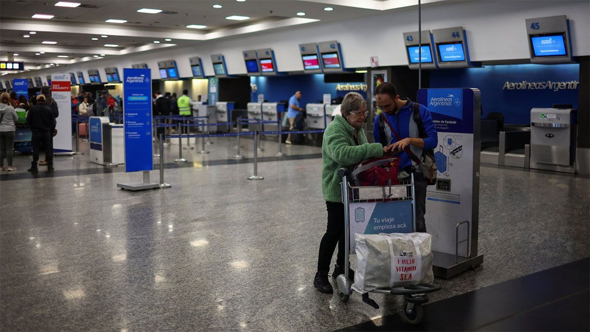 El accidente que sacudió todo Aeroparque, se produjo por una fuga de gas, producto de la caída de un tablero. Foto: gentileza elpopularnoticias.