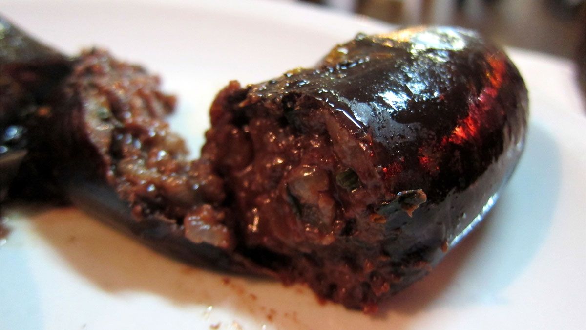 La morcilla necesita un tiempo breve de cocción en el asado.