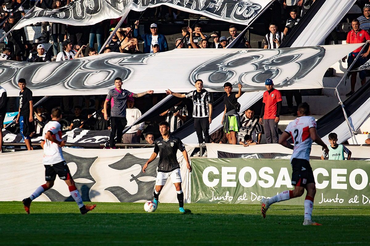 Alessandro Riep se mostró muy feliz por su debut en Gimnasia y Esgrima en este torneo.