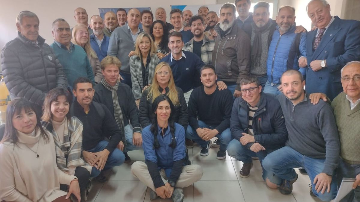 El equipo de la Federación Económica de Mendoza (FEM). El equipo de la Federación Económica de Mendoza (FEM).