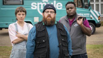 Amazon Prime Video presentó el tráiler de la serie Truth Seekers, una comedia sobrenatural