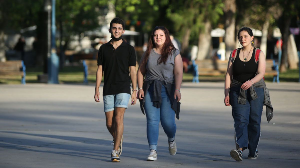 Pronóstico del tiempo en Mendoza: otro día cálido y con sol se espera para este viernes