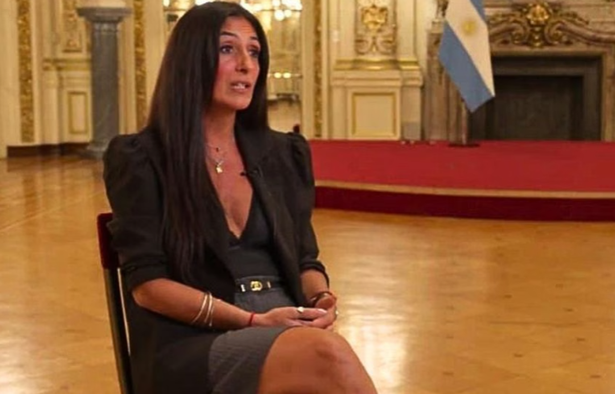 Miriam Fernández, nieta 127. Es la hija biológica de Carlos Poblete, cuyos restos acaban de ser identificados. Su madre es la mendocina María del Carmen Pichona Moyano, también desaparecida. Miriam Fernández, nieta 127. Es la hija biológica de Carlos Poblete, cuyos restos acaban de ser identificados. Su madre es la mendocina María del Carmen Pichona Moyano, también desaparecida.
