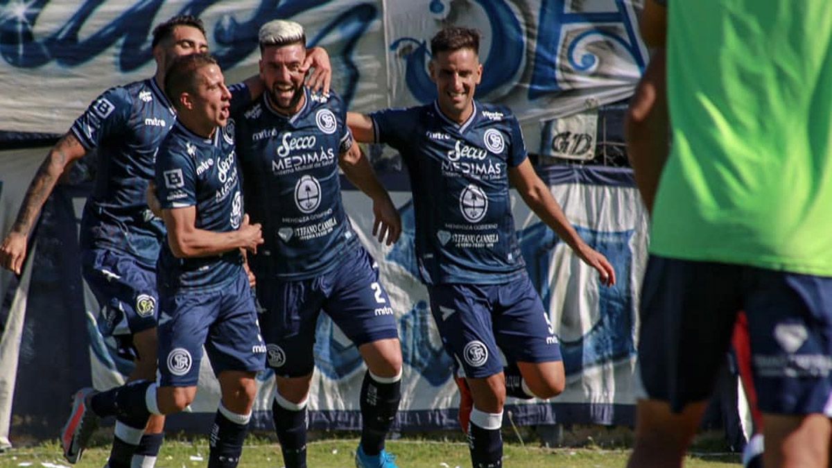 Independiente Rivadavia buscará rodaje en el cuadrangular internacional en Uruguay.