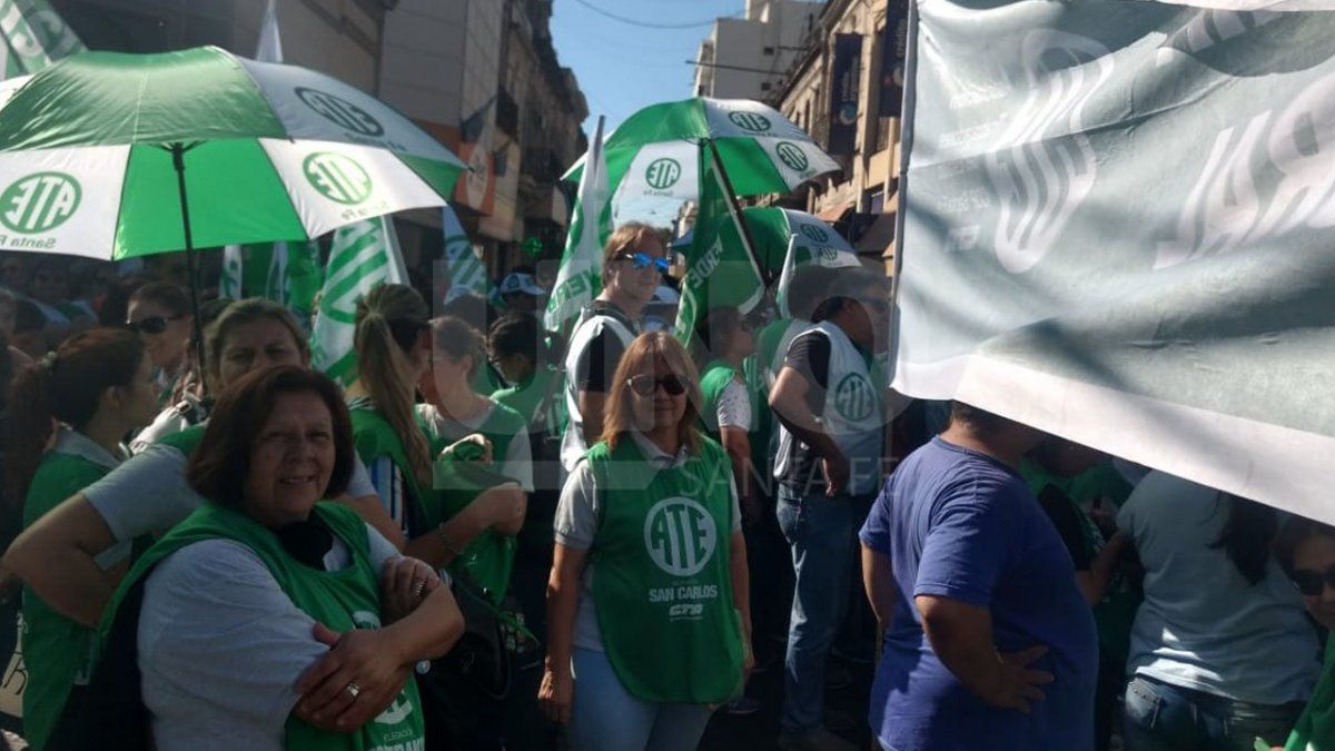 Confiamos que el gobernador dé marcha atrás con el descuento por los días de paro