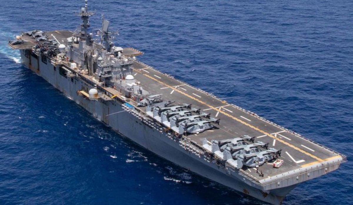 Donald Trump revel&oacute; el destino actual de Nicol&aacute;s Maduro: el buque USS Iwo Jima.