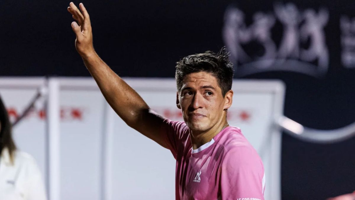 Sebastián Báez tiene buenas faenas en el circuito de polvo de ladrillo, pero no pudo con Rune en el ATP de Barcelona.