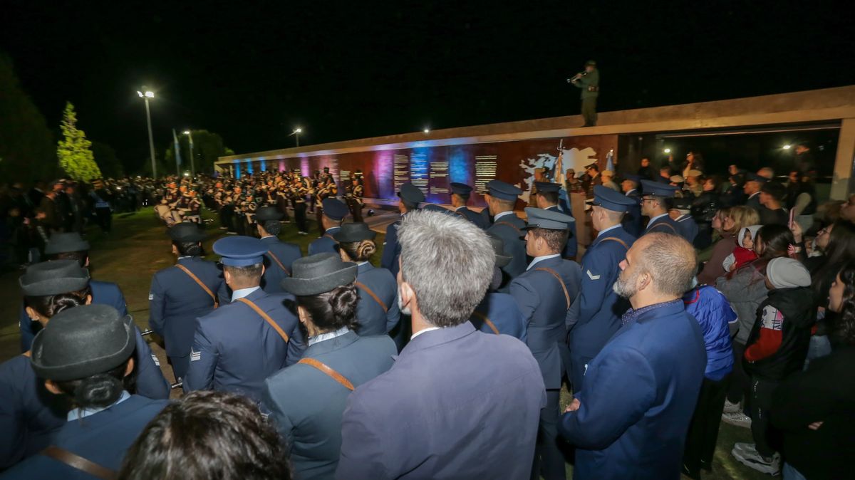 Momentos de emoción se vivieron en la noche del lunes. Momentos de emoción se vivieron en la noche del lunes.