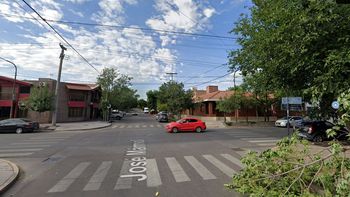 Delincuentes le robaron $2.200.000 a un hombre tras golpearlo y maniatarlo en su casa