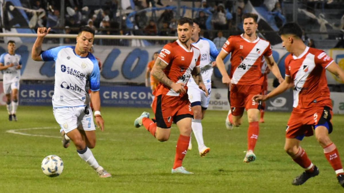 Cómo quedaron Independiente Rivadavia, Deportivo Maipú y Chacarita en la Zona B de la Primera Nacional