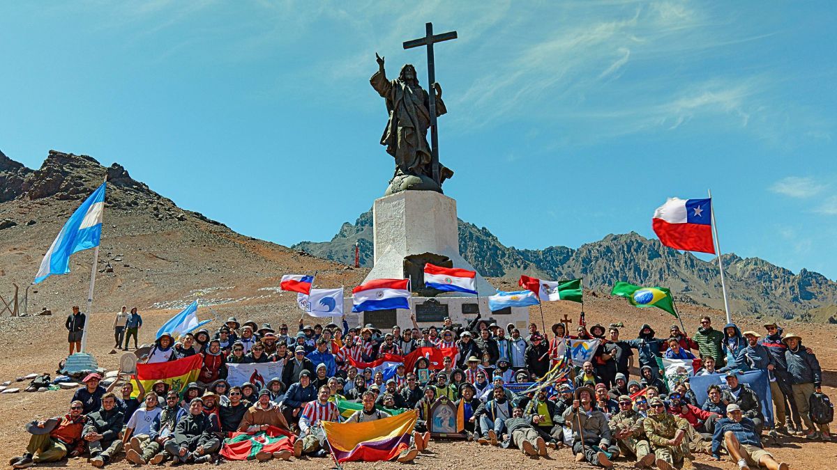 Cruzaron la cordillera por la Virgen de Schoenstatt: cómo fue la travesía de 130 jóvenes católicos