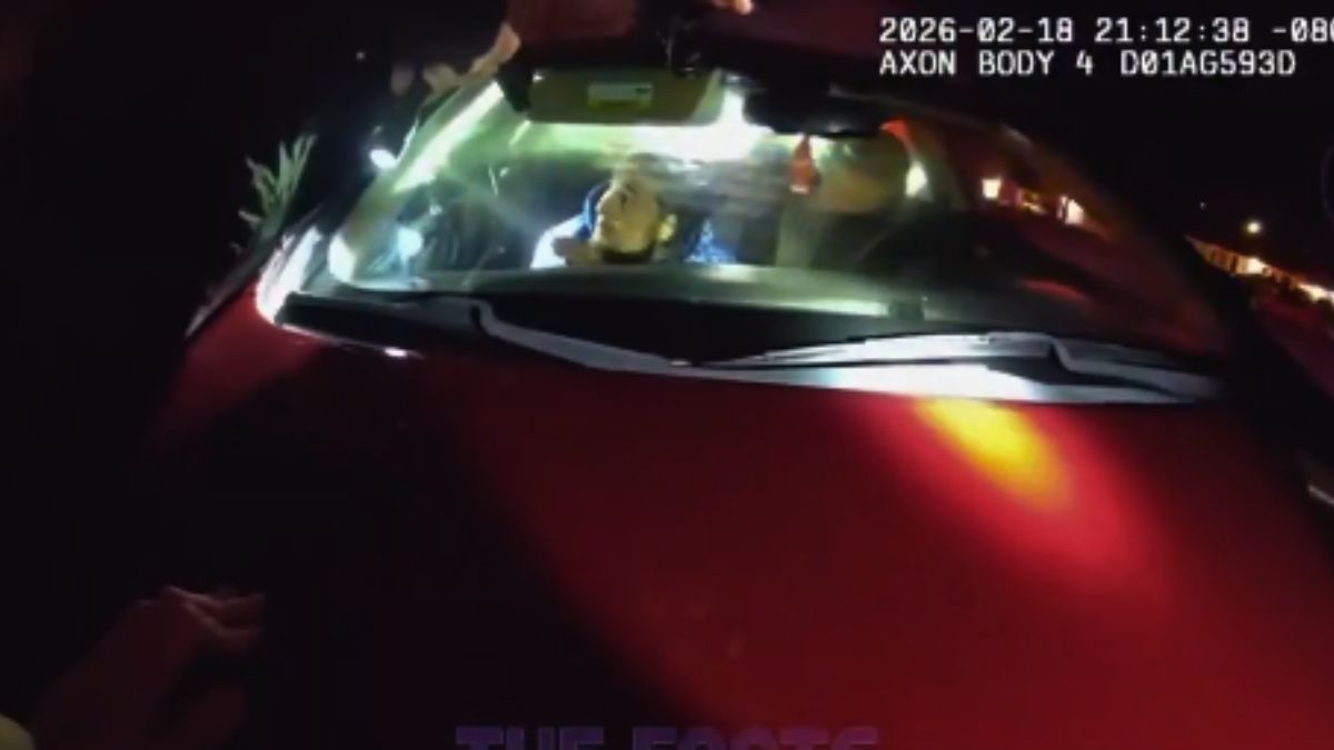 Los &uacute;ltimos segundos del hombre antes de ser baleado por los polic&iacute;as.