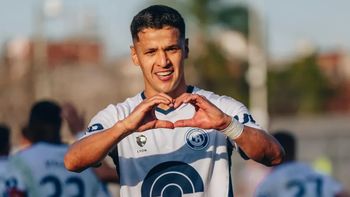Orgullo de Independiente Rivadavia: Alex Arce, convocado por Paraguay para asegurar el pasaje al Mundial 2026