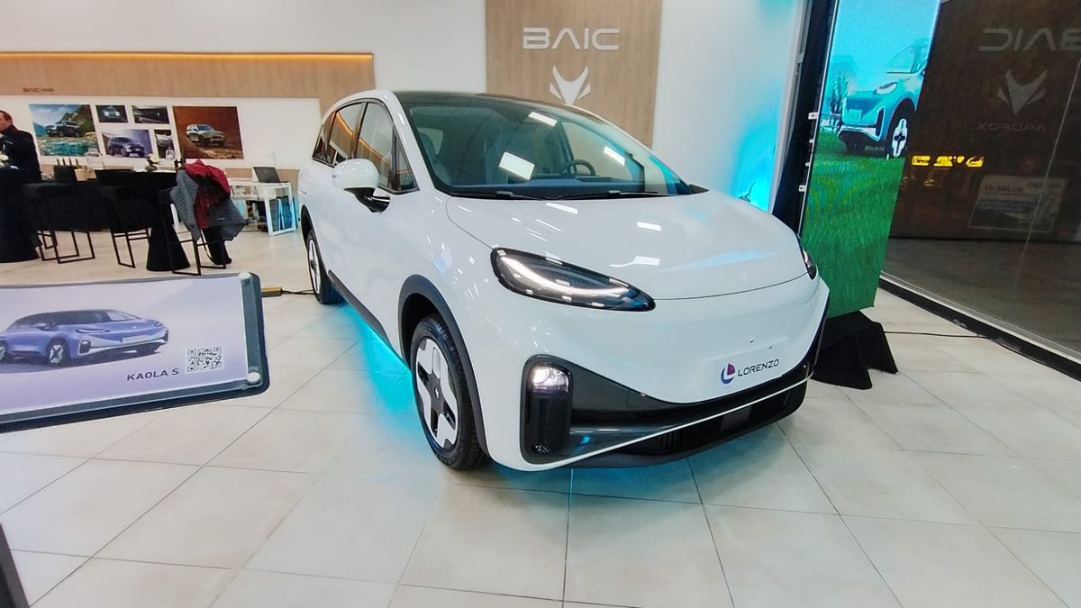 La llegada de ARCFOX refuerza la apuesta de Grupo Lorenzo por la movilidad eléctrica de lujo en la región. La llegada de ARCFOX refuerza la apuesta de Grupo Lorenzo por la movilidad eléctrica de lujo en la región.