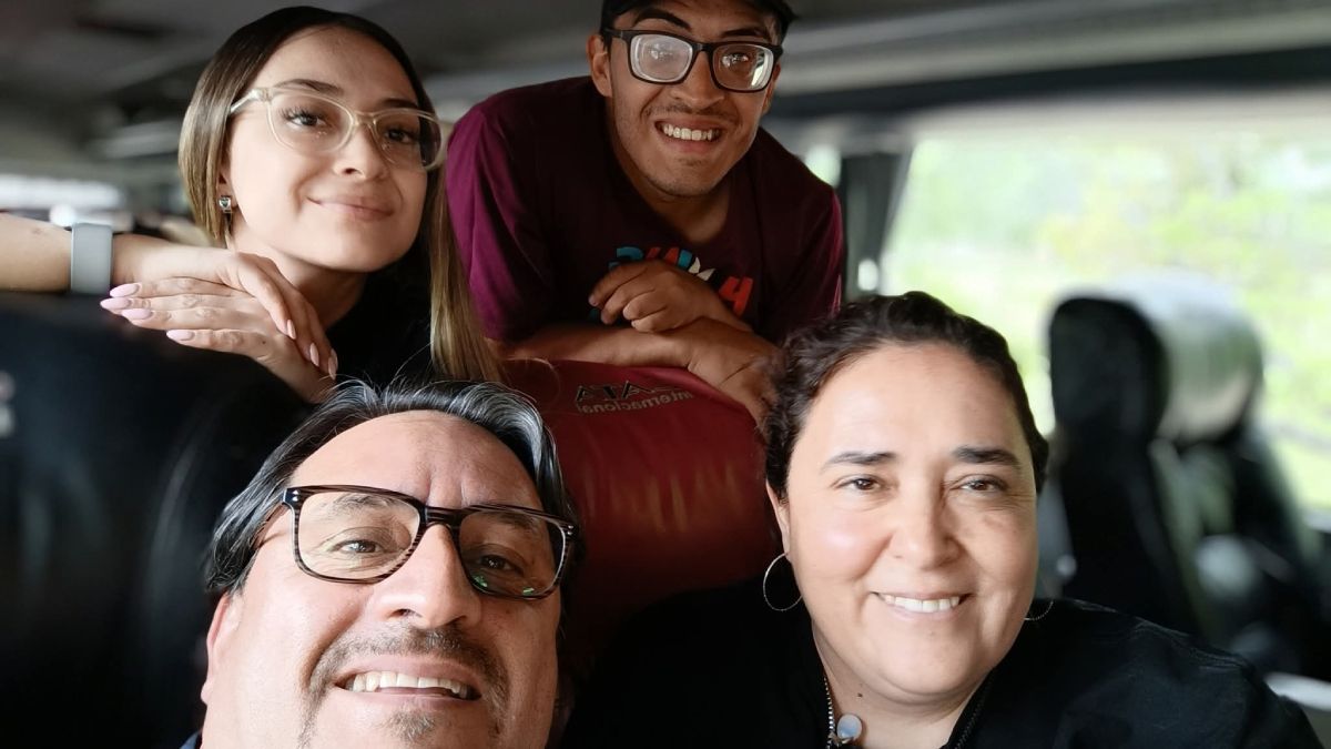 Este s&aacute;bado por la ma&ntilde;ana, y desde el viernes por la tarde, fueron llegando los hinchas del Lobo mendocino para ir a ver la final de la Primera Nacional en cancha de Platense.