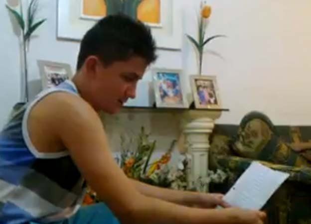 El joven imitador de Mariano Closs volvió a hacer de las suyas