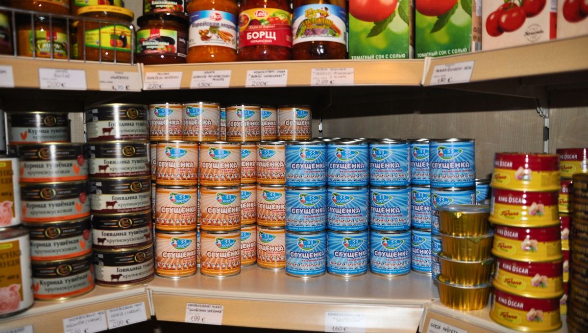 Cuidado con las latas abolladas. Cuidado con las latas abolladas. 