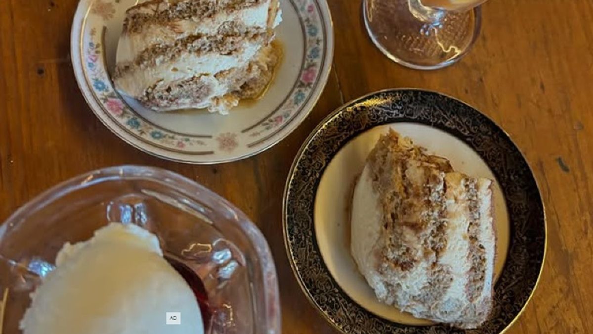 Los postres de Olla 7 comprende porciones generosas y deliciosas, como todos sus platos de comida casera Los postres de Olla 7 comprende porciones generosas y deliciosas, como todos sus platos de comida casera