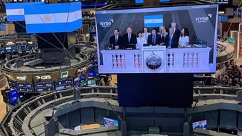 Javier Milei tocó la campana en Wall Street y disertó ante inversores