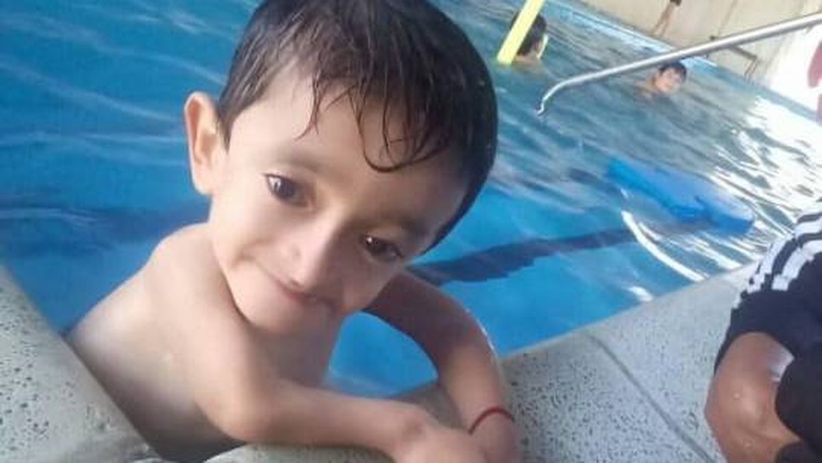 Debido a los altos costos de un estudio reciente, la familia realizó una campaña. Debido a los altos costos de un estudio reciente, la familia realizó una campaña.