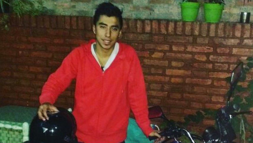 La familia que busca esclarecer la muerte de un joven delivery en Chacras