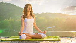 Cuánto yoga debo practicar para reducir el estrés y bajar de peso