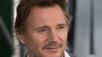 Liam Neeson arrasa con una de sus últimas películas de acción y éxito mundial