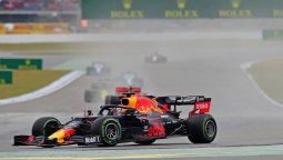 ¡Verstappen ganó la carrera del año!