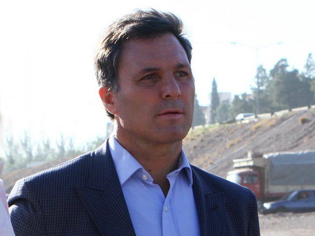 Roby inspeccionó de sorpresa un centro de salud de Ugarteche y tildó de ineficiente su funcionamiento