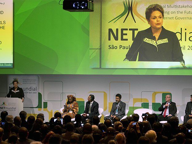 Dilma Rousseff confirma que será candidata a la reelección en Brasil