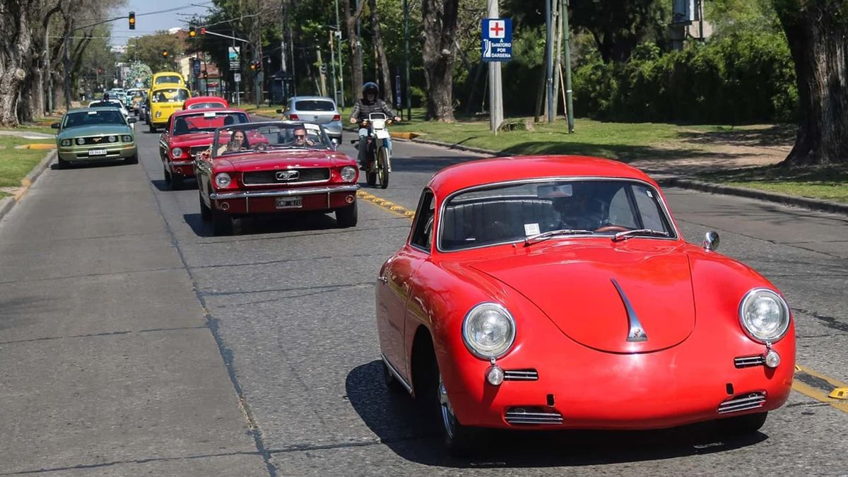 Los autos deportivos rojos serán los que se impondrán durante la exposición a beneicio en San Isidro Los autos deportivos rojos serán los que se impondrán durante la exposición a beneicio en San Isidro