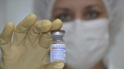 El Gobierno avanza en las negociaciones con Cuba para poder producir la vacuna Soberana contra el coronavirus en la Argentina y así sumarla a la Sputnik V.