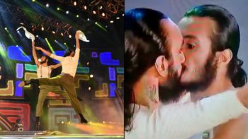 Una pareja de bailarines revolucionó las redes tras besarse en su coreo en Cosquín
