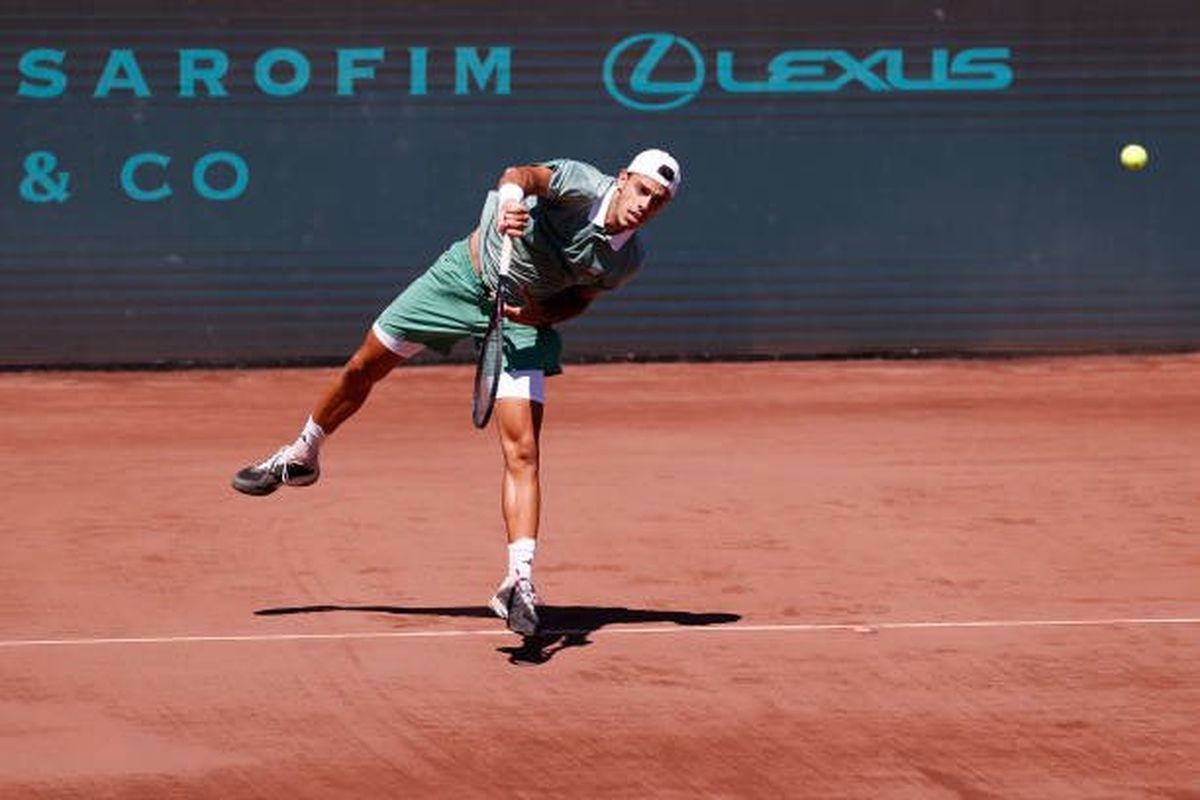 Cerúndolo eliminó a Coria y avanzó en Bucarest. Cerúndolo eliminó a Coria y avanzó en Bucarest.