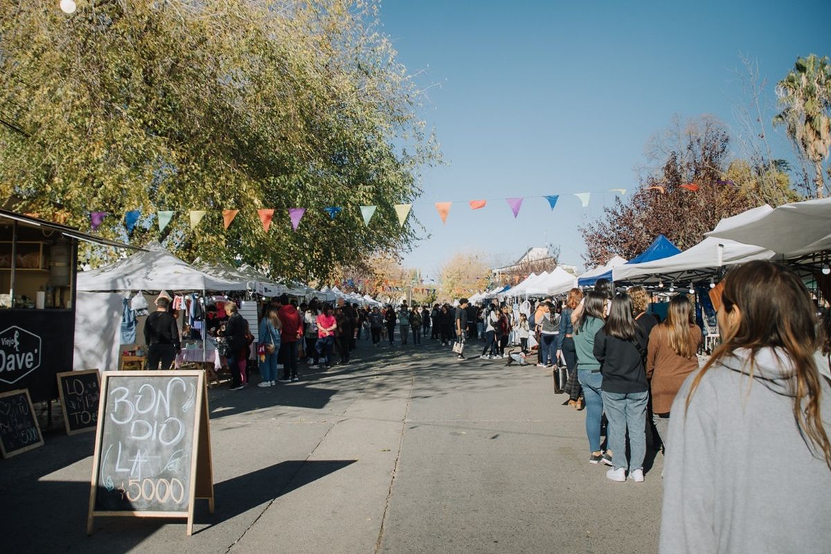 El evento se realizará en la Plaza departamental con la presencia de artesanos, emprendedores, vitivinicultores, elaboradores de productos regionales. El evento se realizará en la Plaza departamental con la presencia de artesanos, emprendedores, vitivinicultores, elaboradores de productos regionales.
