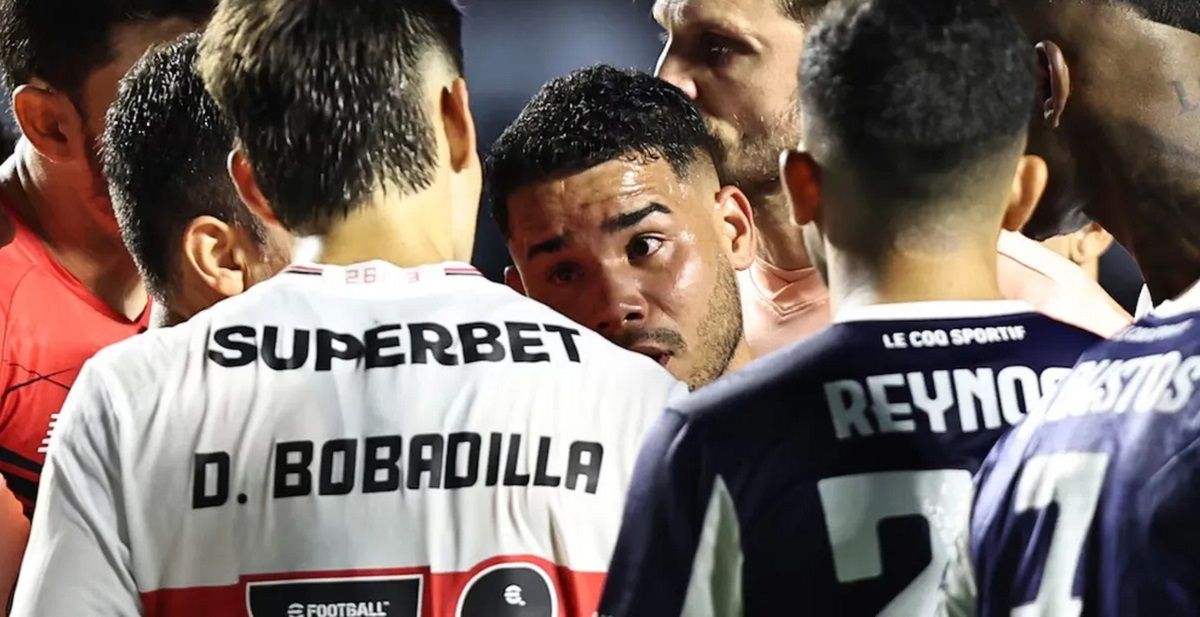 El escándalo se desató sobre el final del partido.