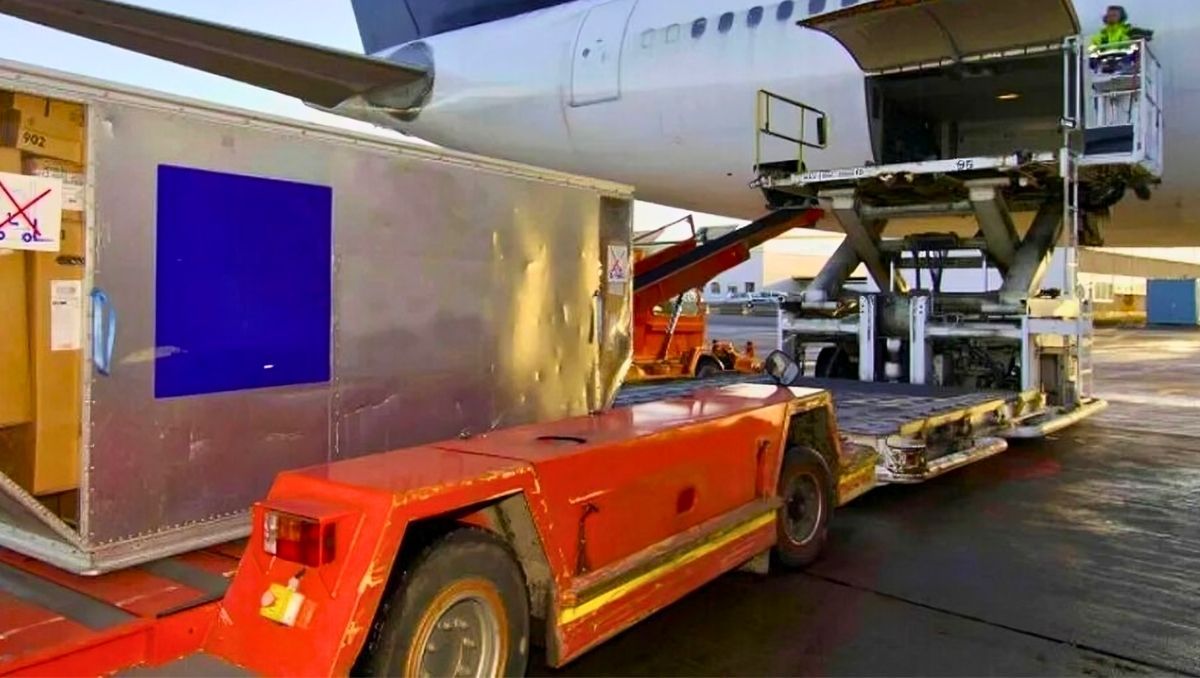Mendoza imita a Santa Fe y busca que el Exporta Simple funcione directamente desde el aeropuerto El Plumerillo