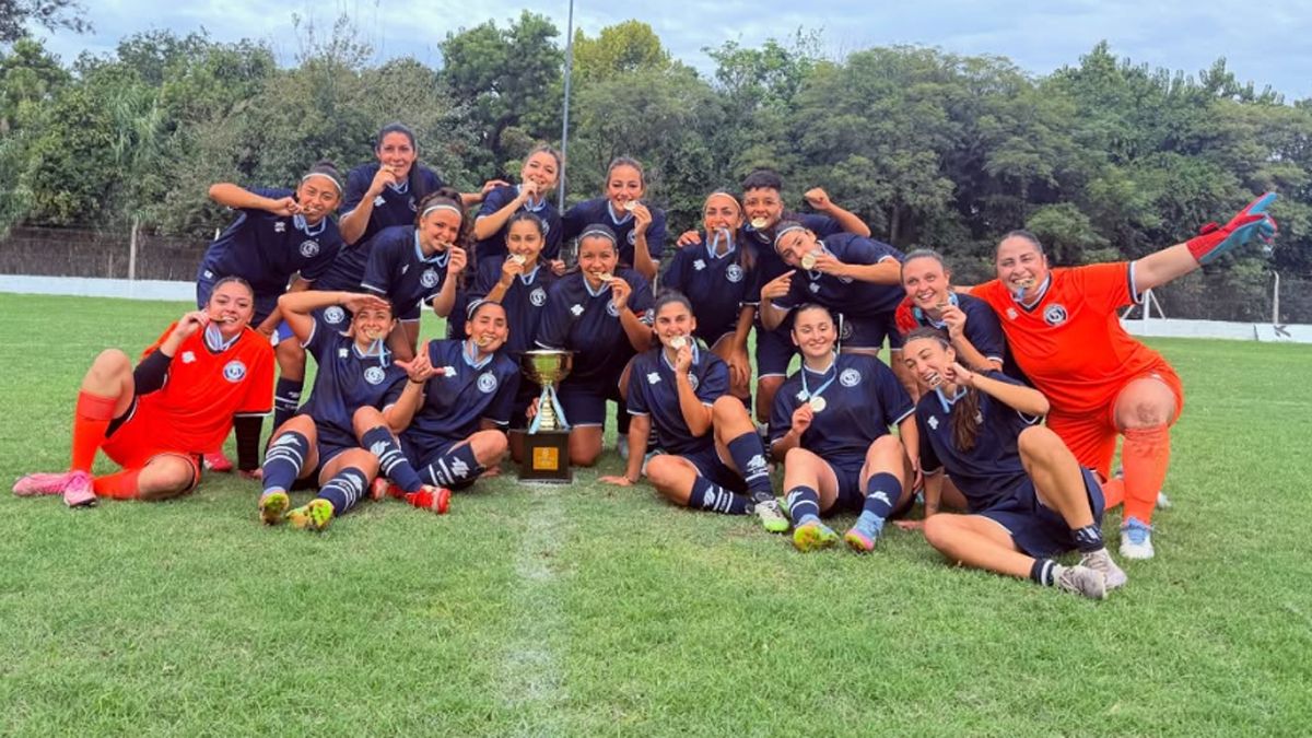 Histórico: Independiente Rivadavia es campeón de la Copa Federal de fútbol femenino