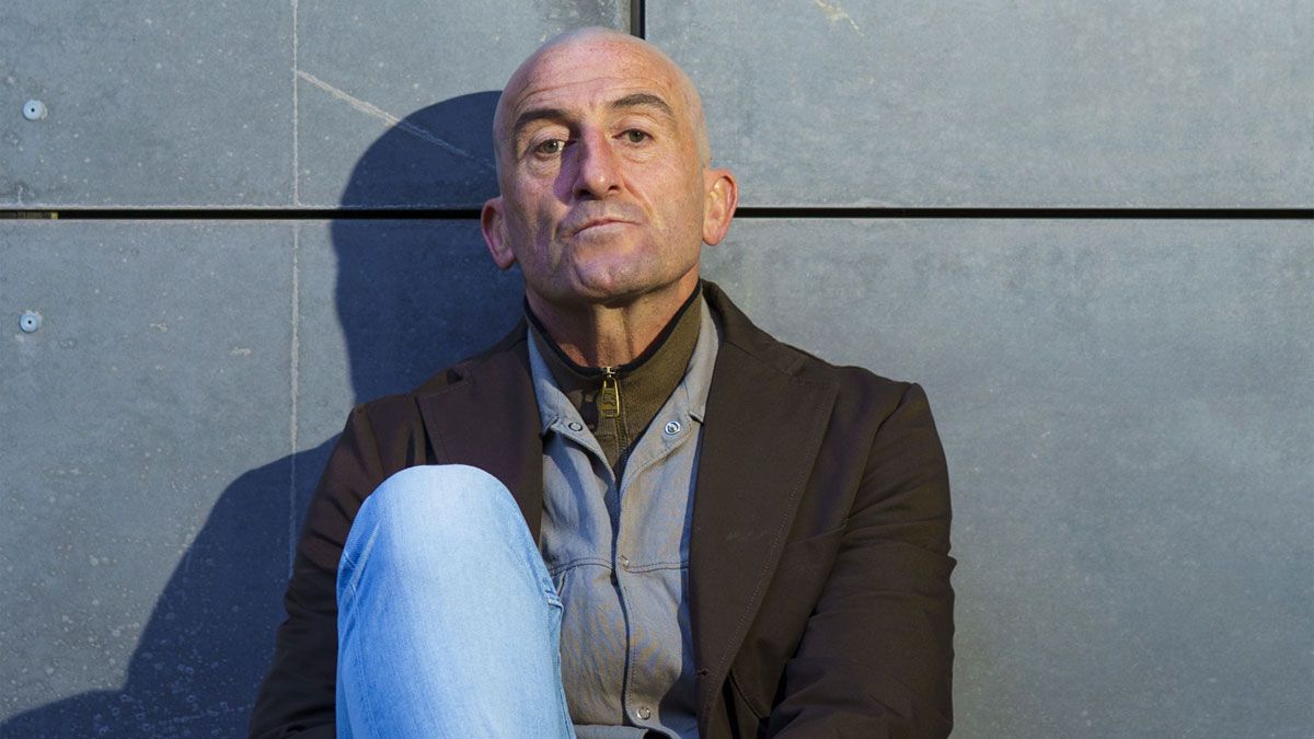 El actor Luiz Zahera arrasa en la película de Netflix con su papel de Releches. Foto: gentileza elmundo.es.