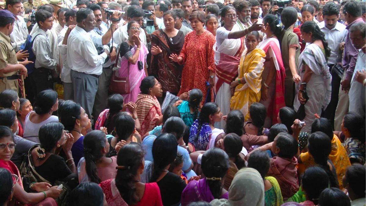 El día que 200 mujeres lincharon y mutilaron a un violador y femicida