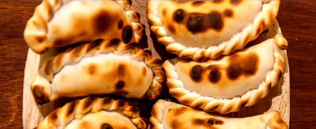 Empanada caliente. Una joven tuvo severas quemaduras en su rostro al comer una empanada hirviendo.&nbsp;