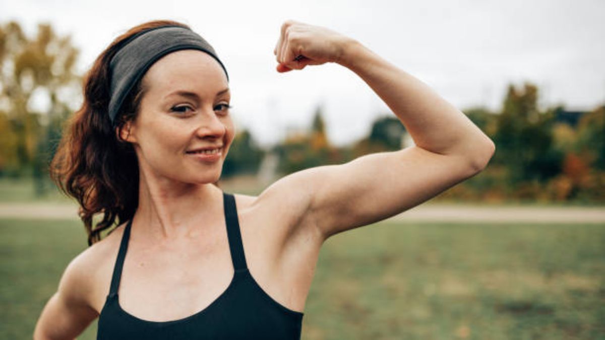 Ni bíceps ni tríceps: el ejercicio apto para principiantes que ayuda a fortalecer los brazos en 30 días