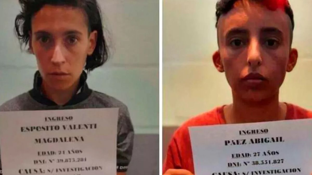 Magdalena Espósito Valenti, madre de Lucio, y Abigail Páez, su pareja. Están cusadas del crimen del niño en Santa Rosa, y en las últimas horas les agravaron la imputación